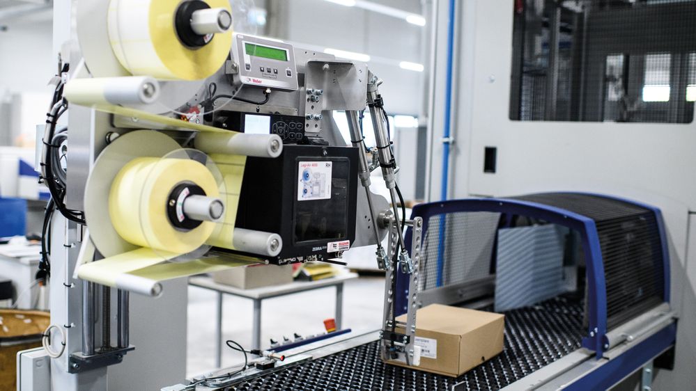 Etichetta Legi-Air 4050E sul lato del cartone