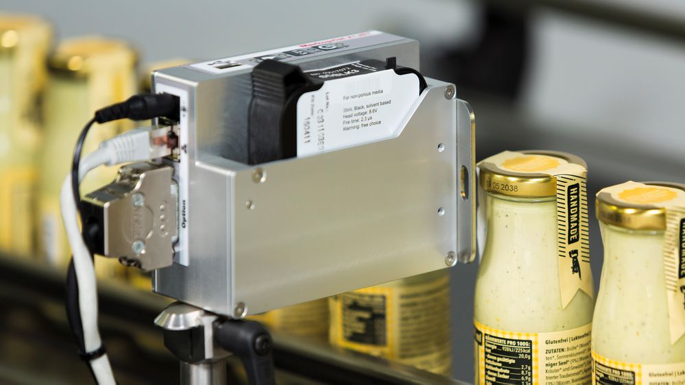 Coperchio in metallo stampato con stampante a getto d’inchiostro Markoprint X1JET HP Premium