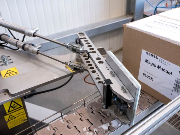 Etichetta Legi-Air 4050E sul lato del cartone 2