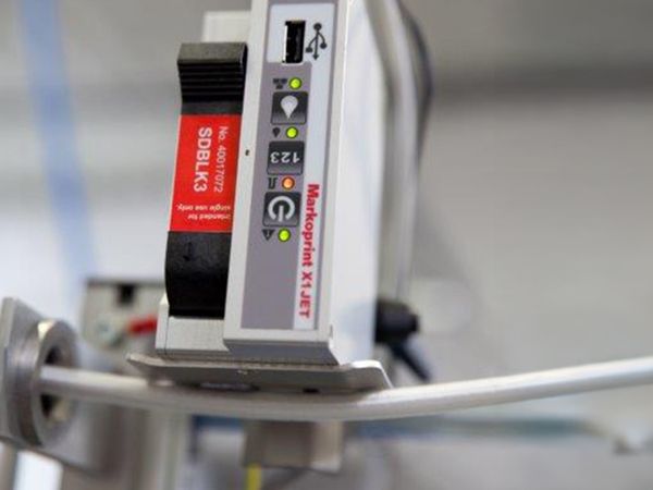 Con fune elastica stampata con stampante a getto d’inchiostro Markoprint X1JET HP Standard