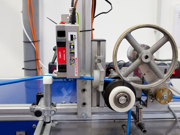 Con fune elastica stampata con stampante a getto d’inchiostro Markoprint X1JET HP Standard