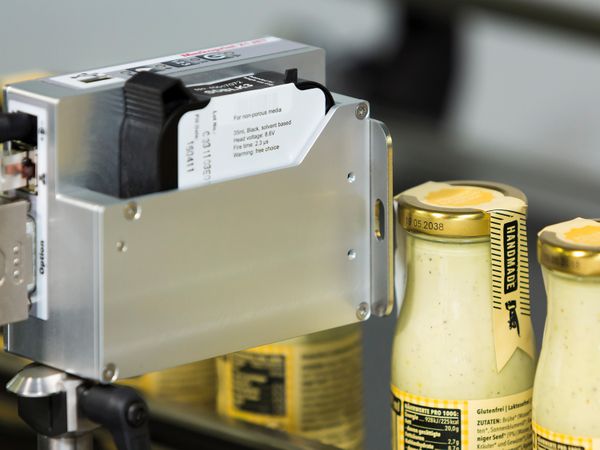 Coperchio in metallo stampato con stampante a getto d’inchiostro Markoprint X1JET HP Premium