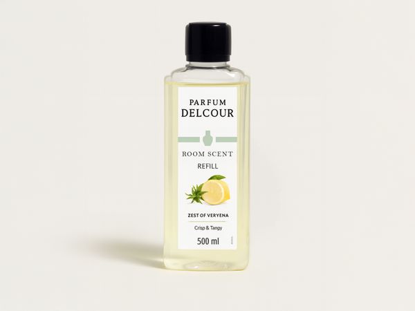 Impianto di etichettatura Geset 213 Etichetta su un lato su bottiglia di vetro con profumo per ambienti