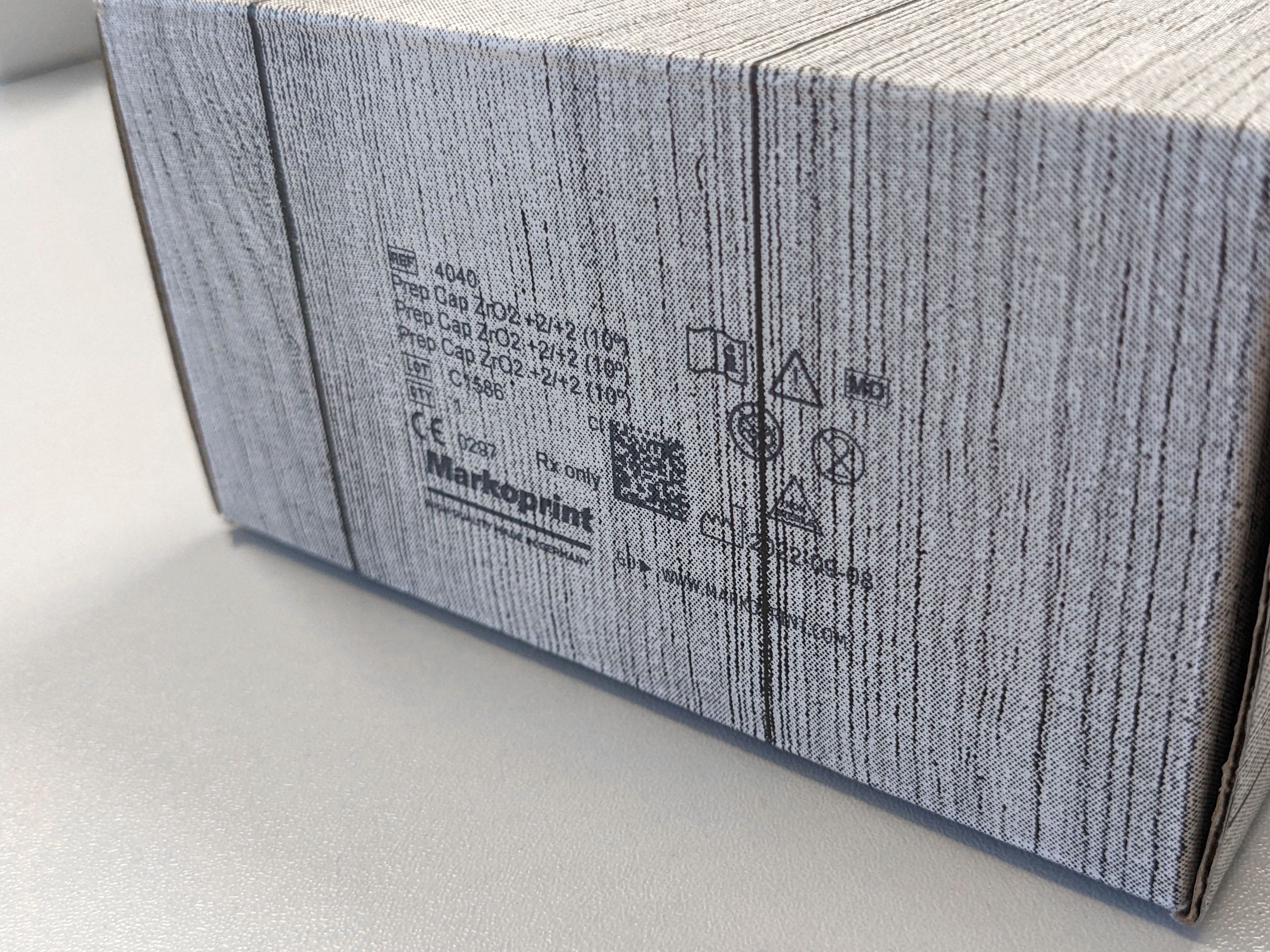 Cartone da imballaggio con la stampante a getto d’inchiostro Markoprint X1JET MX