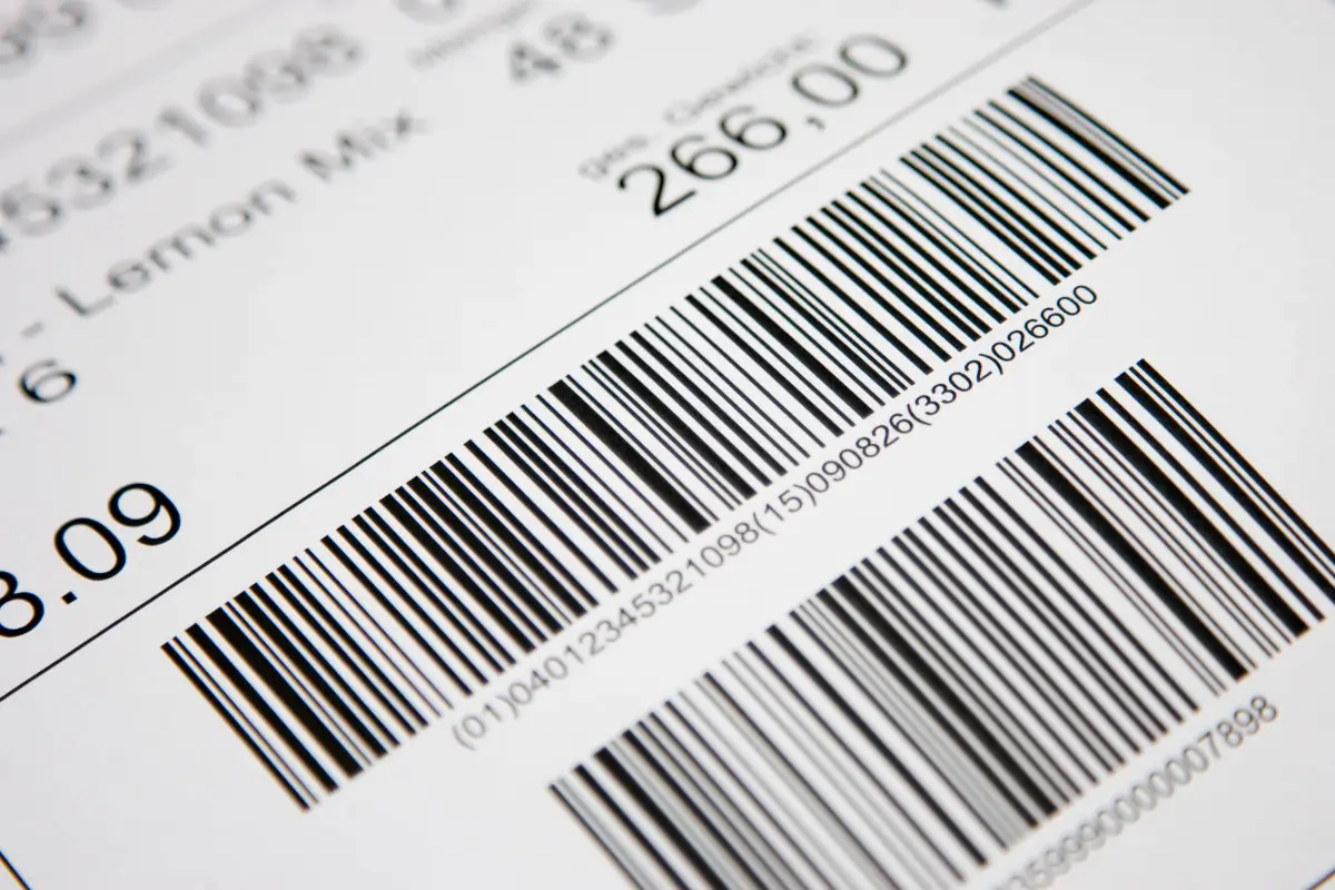 GS1 128 barcode label used for shipment tracking